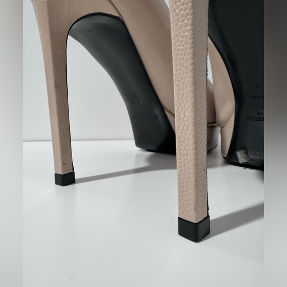 SAINT LAURENT beige heels - Picture 7 of 10